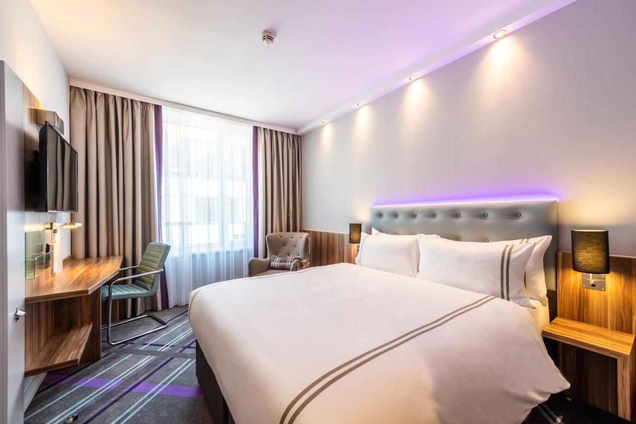 Premier Inn Saarbruecken City Centre Zewnętrze zdjęcie