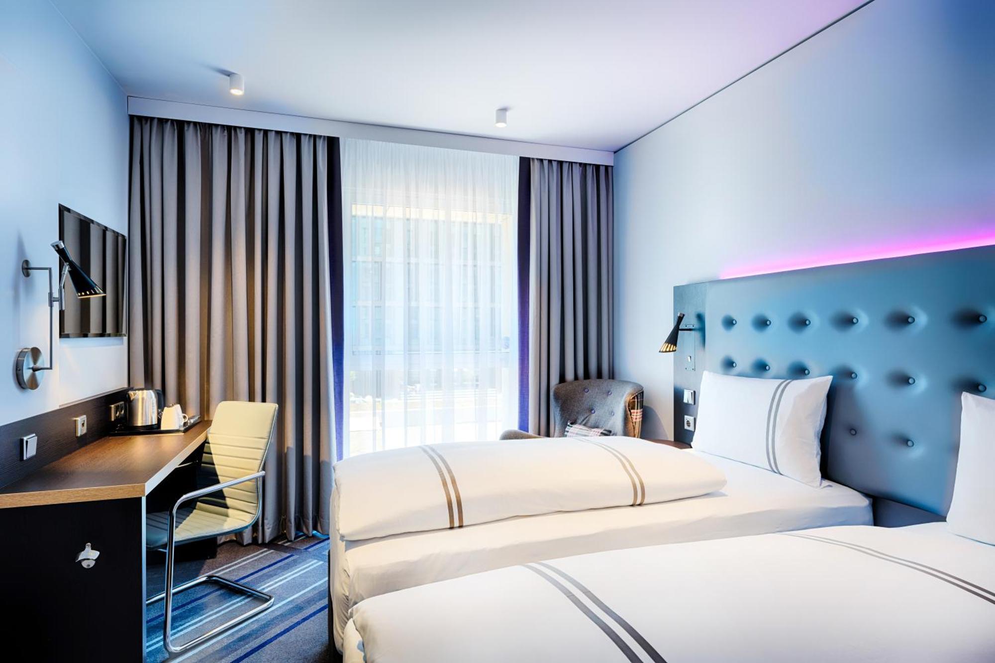 Premier Inn Saarbruecken City Centre Zewnętrze zdjęcie